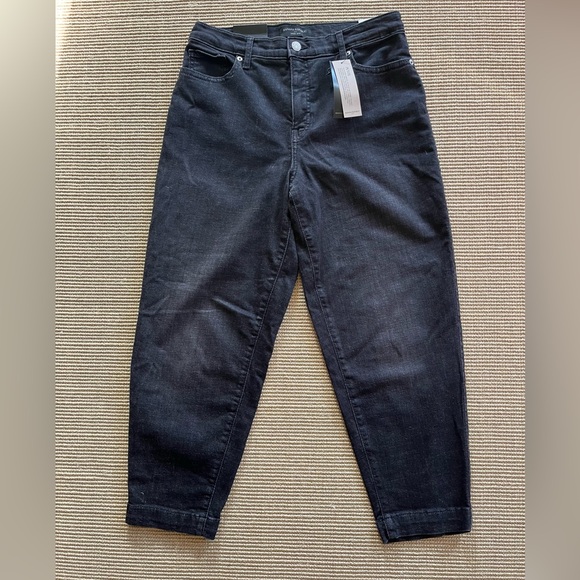 NWT Banana Republic Petite High-Rise Black Wash Barrel Jean - Picture 1 of 7